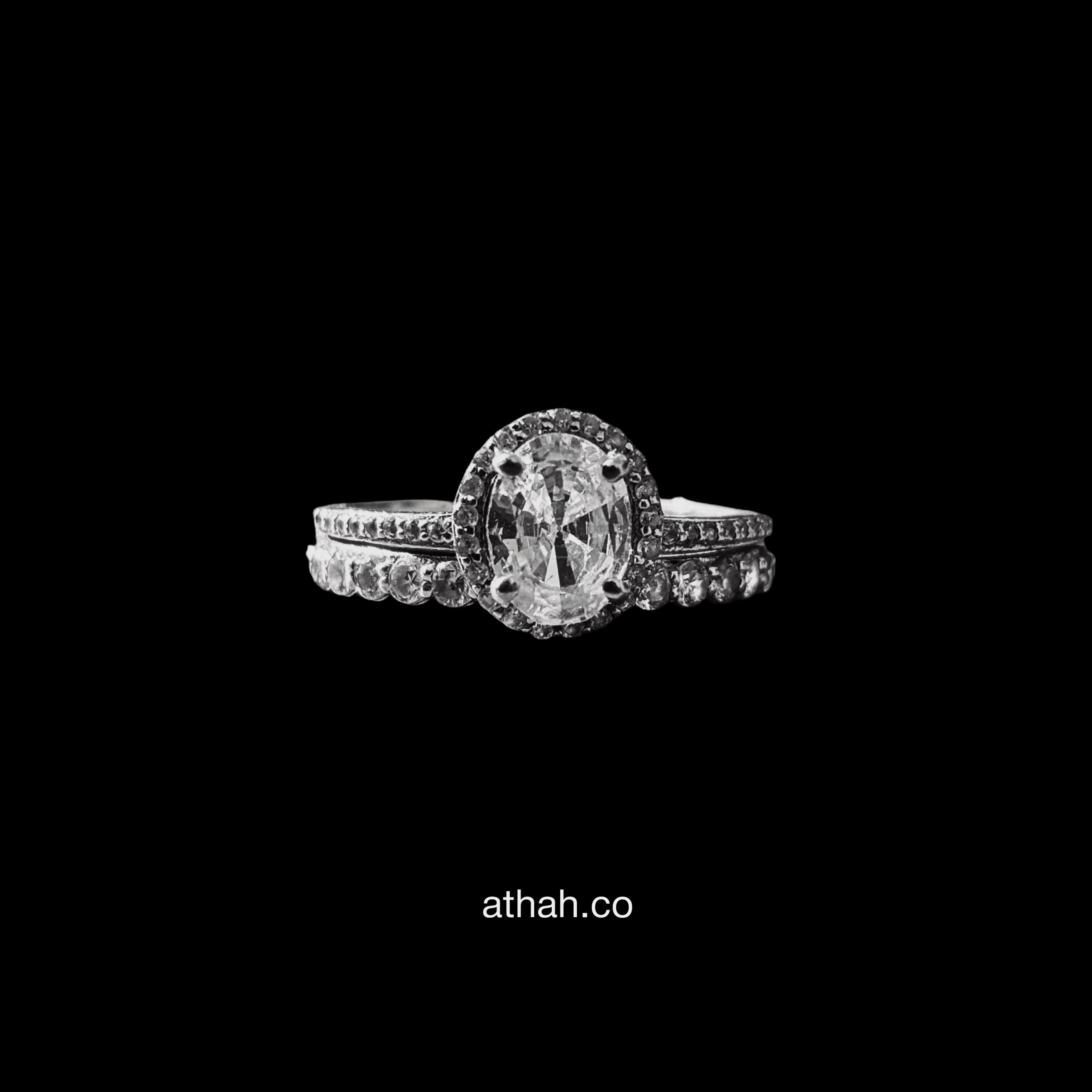 Athah Solitaire Double Band Glittera Ring