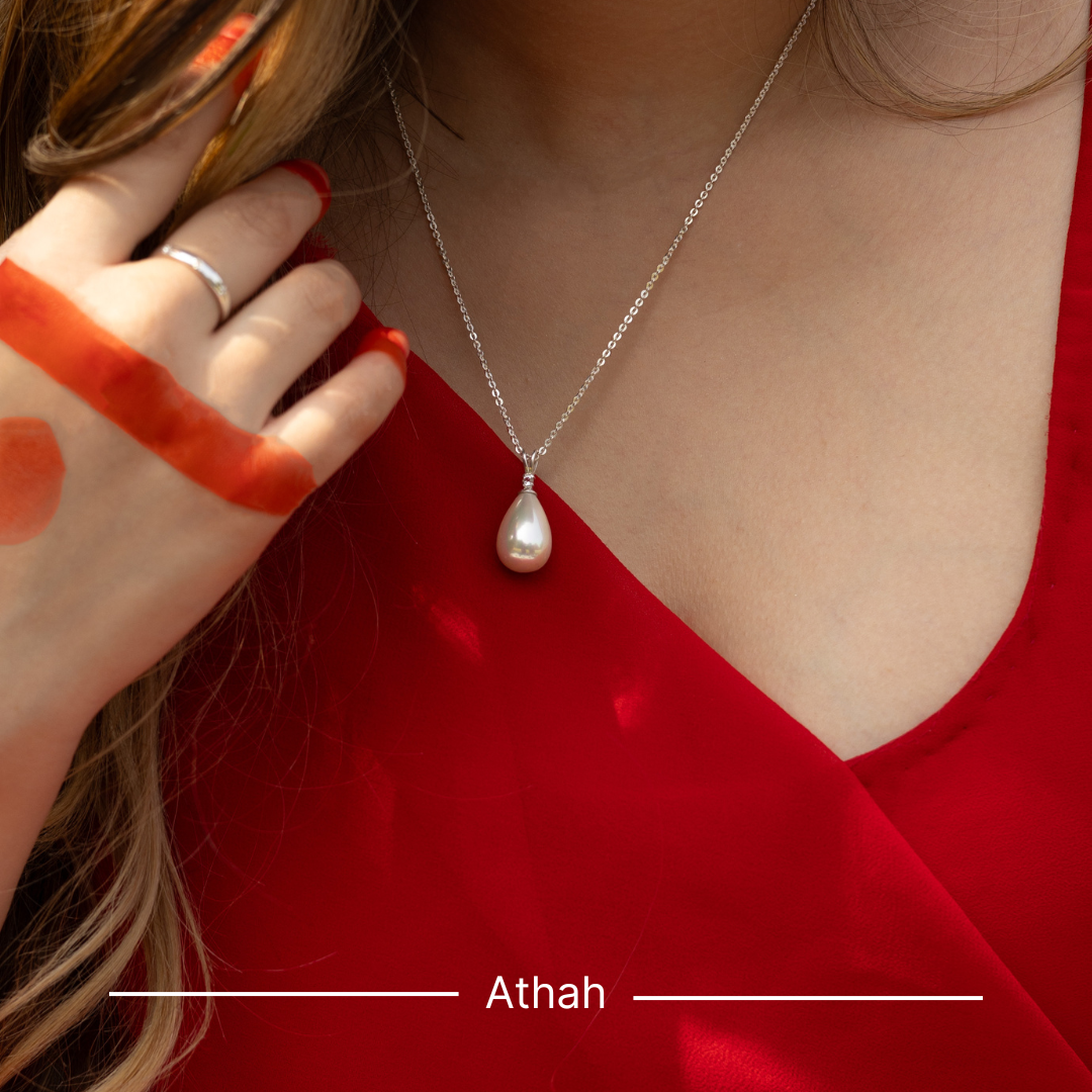 Drop Single Pearl Pendant