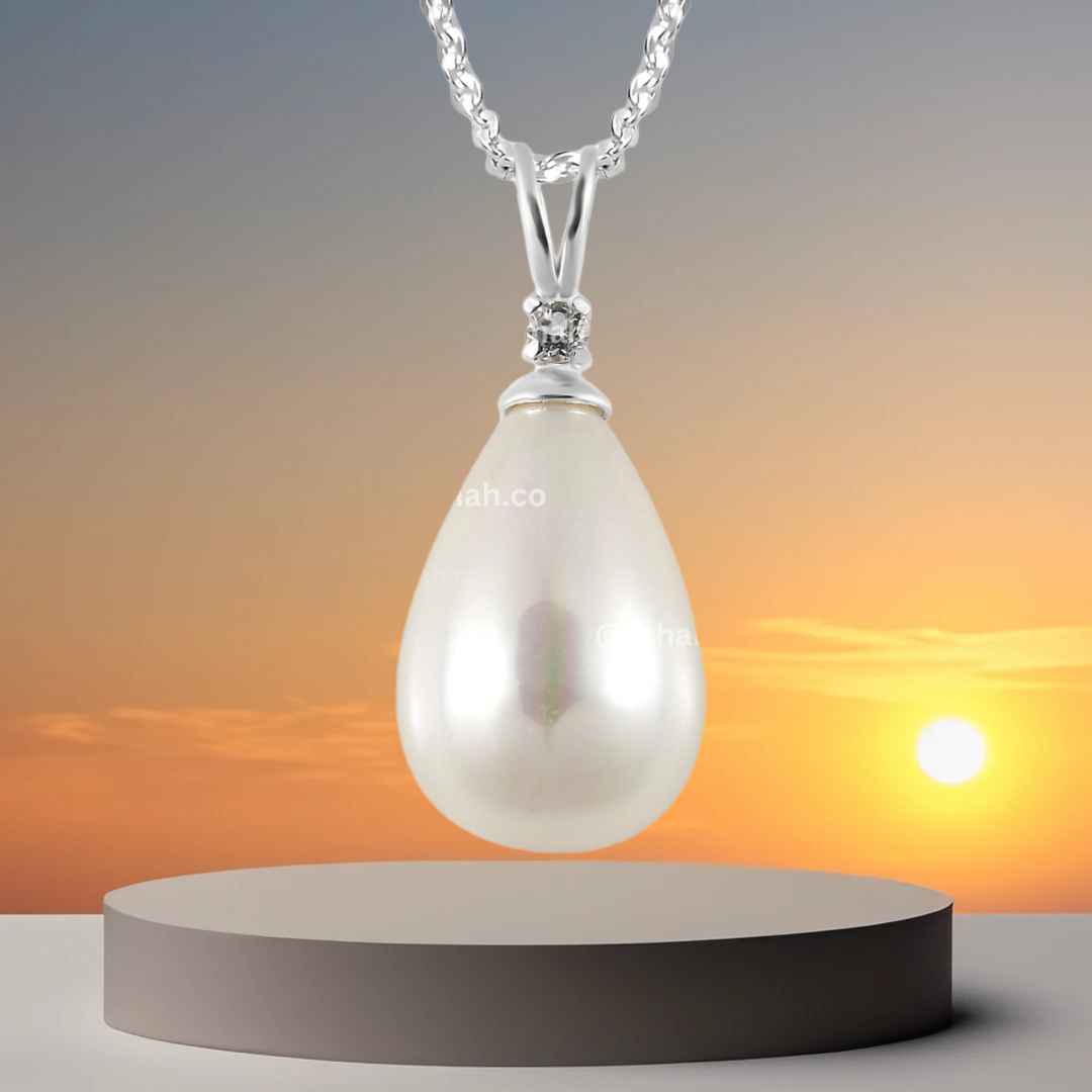 Pearl Drop Pendant